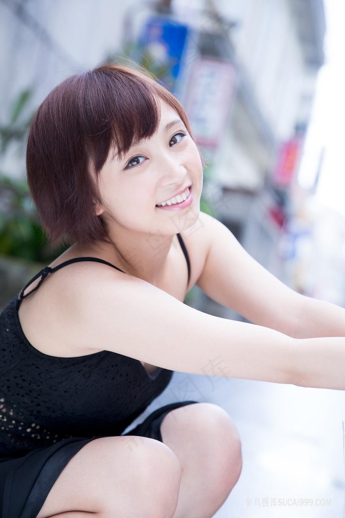 酒店狂草白虎粉嫩jk