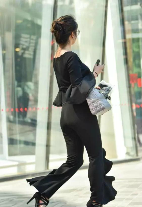 亚洲伊人久久综合网美女